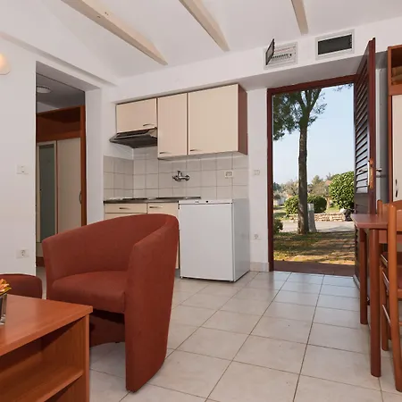 Θέρετρο Maistra Select Rubin